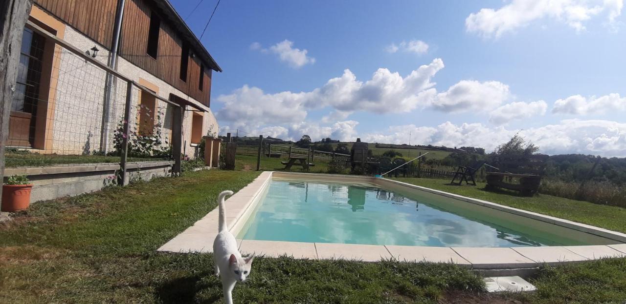 La Ferme Du Bouton D'or Bed and breakfast Vendranges